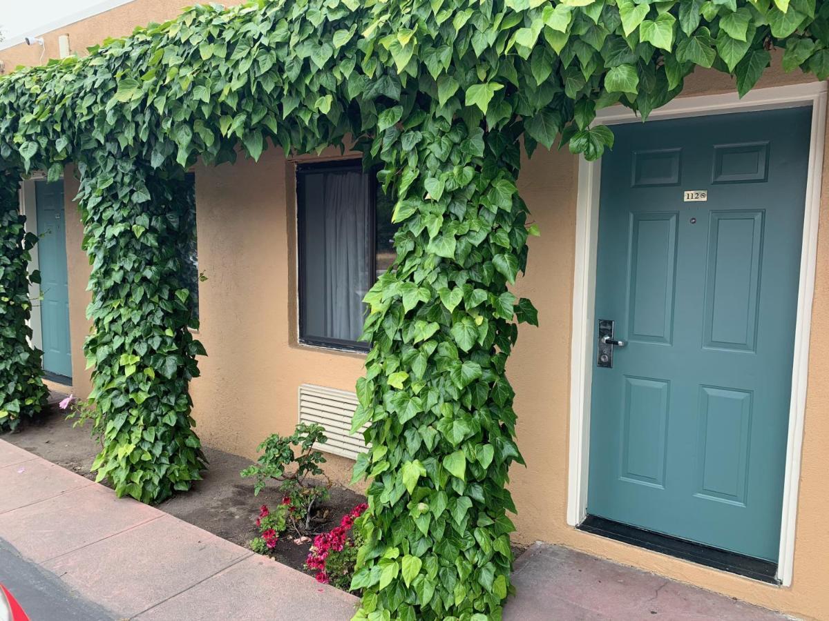 Monterey Oceanside Inn Exterior photo